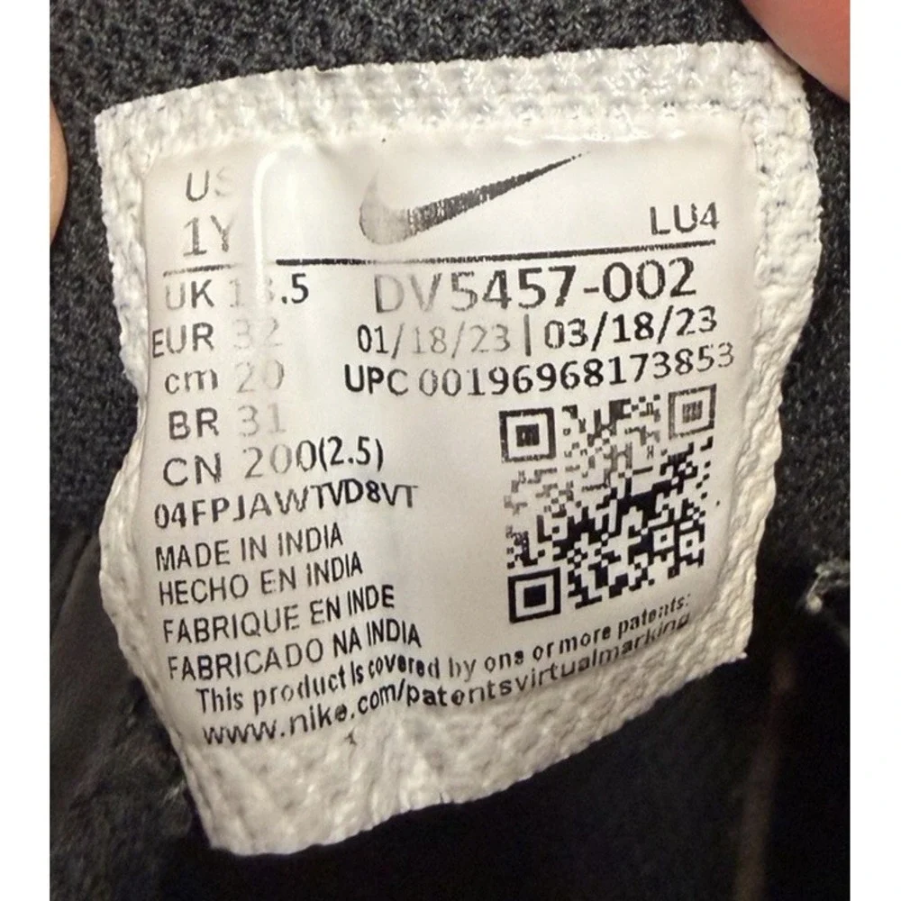 Nike Court Borough Shoes Youth 1Y Black Hook & Loop Strap Sneakers DV5457-002 - Picture 9 of 11